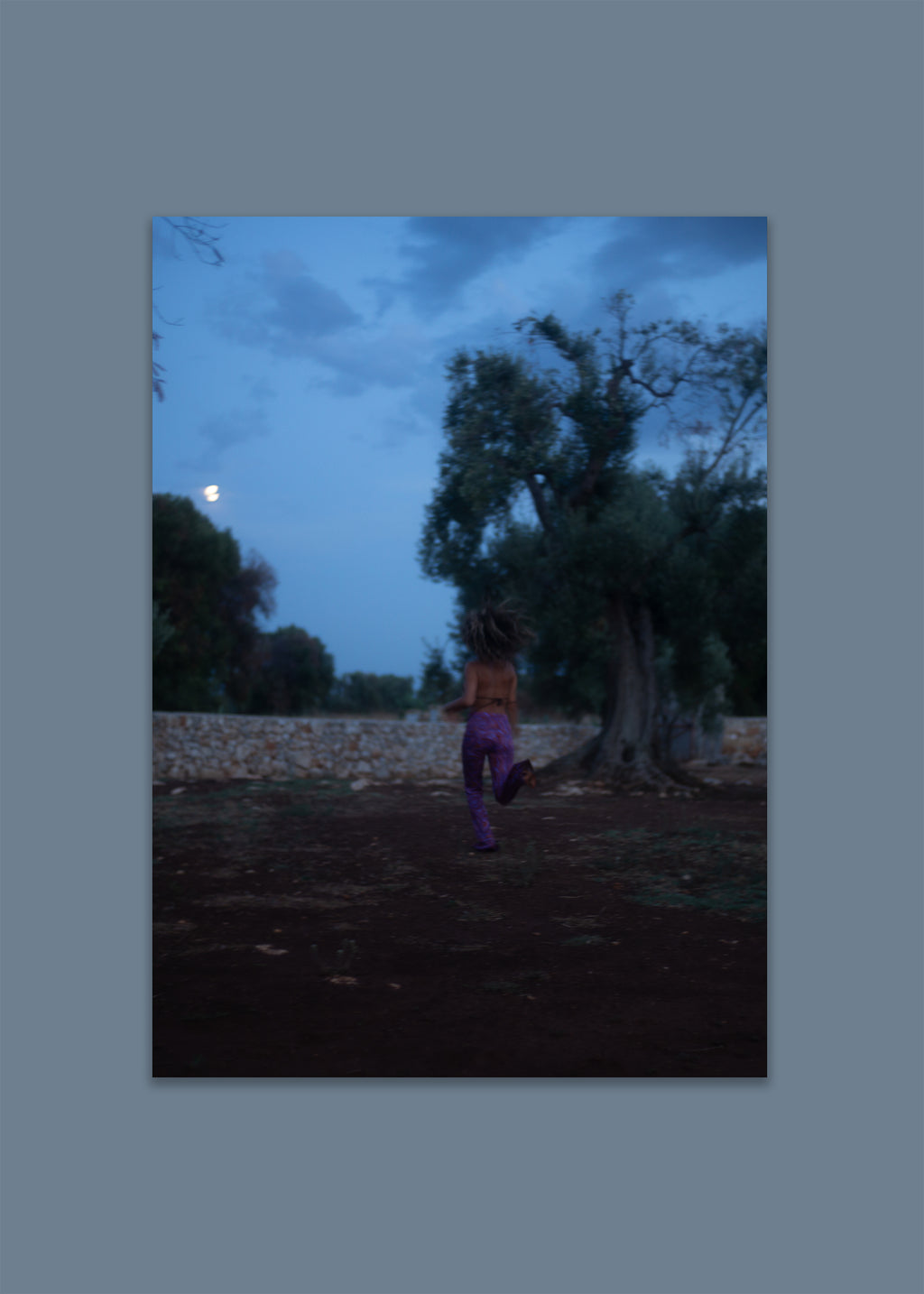 running figure art print – skiy to the moon by skiy – bari italy 2021 – her sky visual series